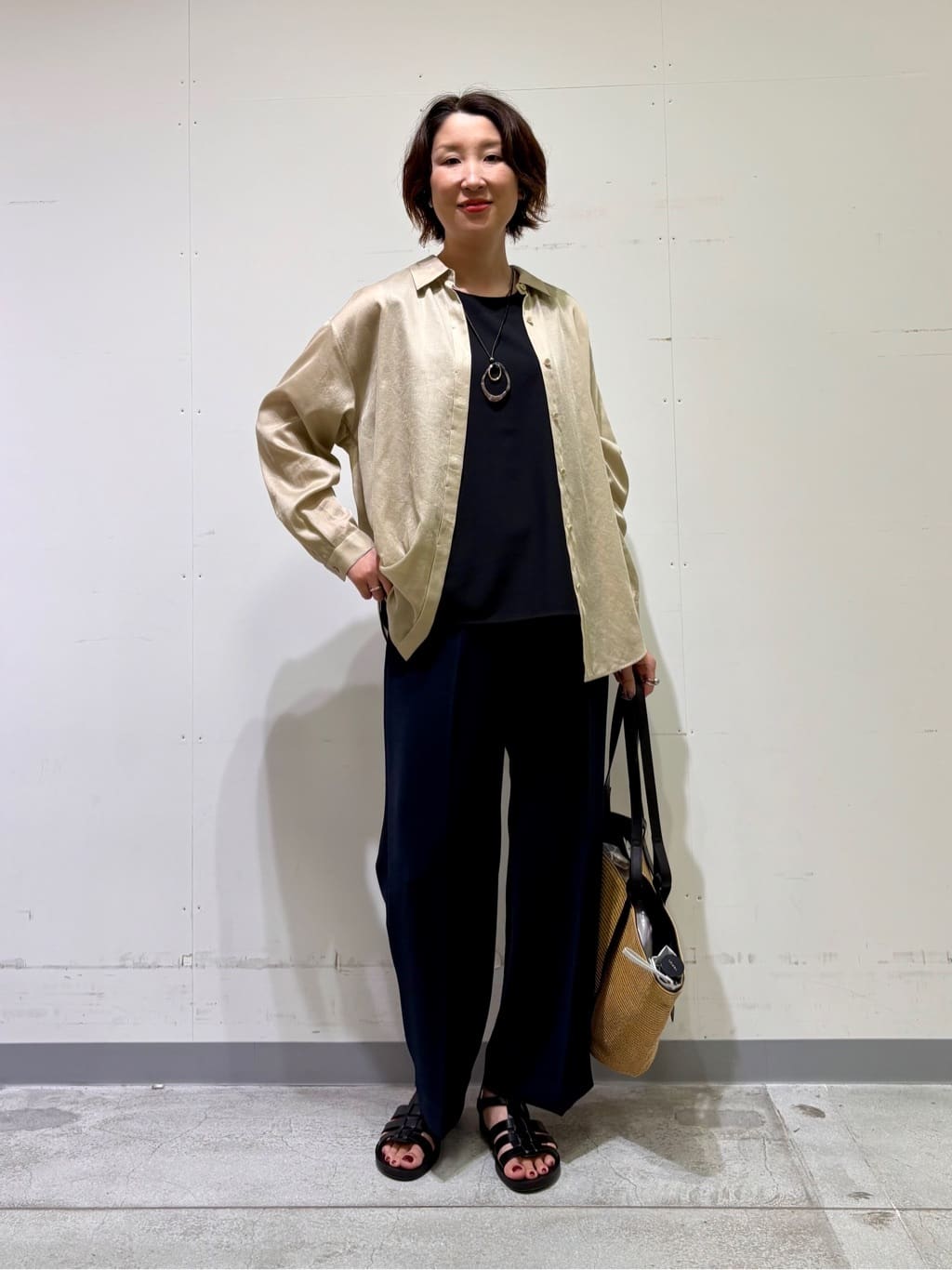 yuriさんの「INDIVI｜【着る日傘／遮熱／UVケア】ワイドパンツ」を使ったコーディネート