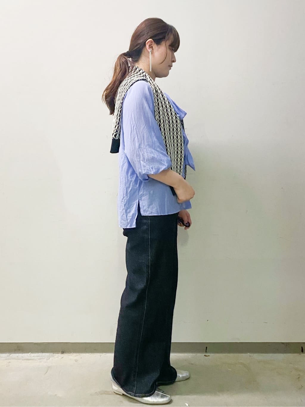 hamaさんの「OPAQUE.CLIP｜2WAYシアーボウタイブラウス【洗濯機洗い可】」を使ったコーディネート