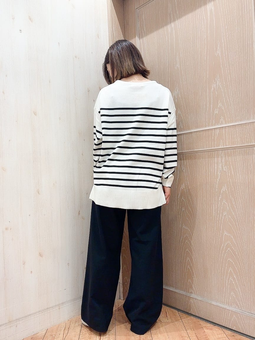 もえさんの「SHOO･LA･RUE｜【S-LL/体型カバー】上品なとろみが魅力 イージーワイドパンツ」を使ったコーディネート