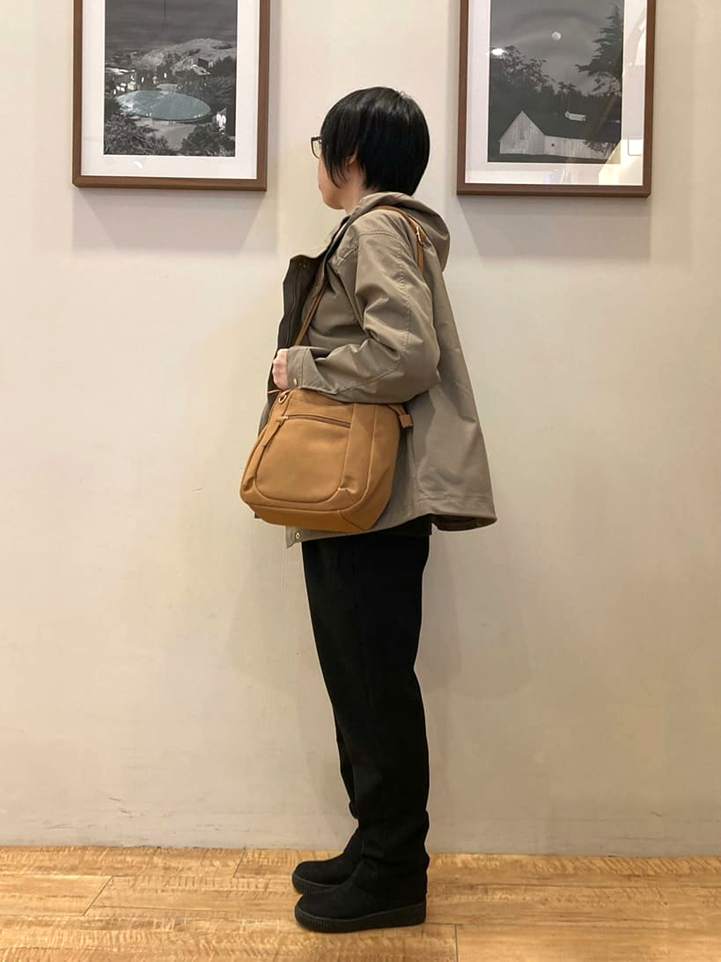 ruさんの「SHOO･LA･RUE｜【洗濯機可/ちくちくしにくい】大人のための スウェットライク刺繍ロゴニット」を使ったコーディネート