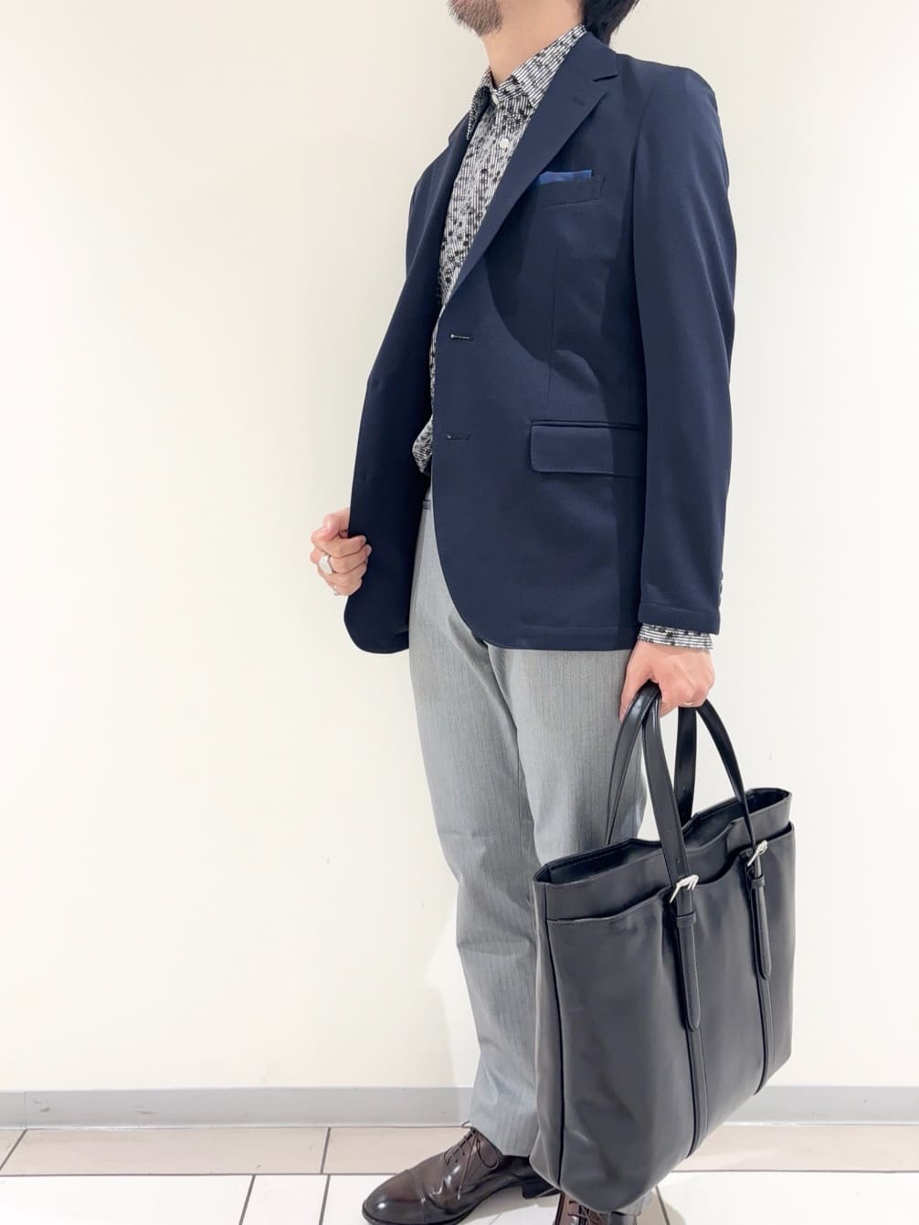及川さんの「TAKEO KIKUCHI｜ピンジャージ 千鳥 ジャケット」を使ったコーディネート