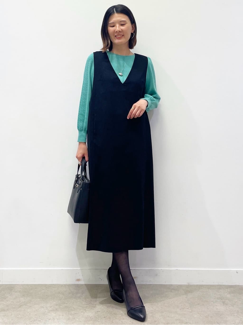 あやたかさんの「Reflect｜【選べる8色／スカートにもパンツにも◎】ウール混ボートネックニット」を使ったコーディネート
