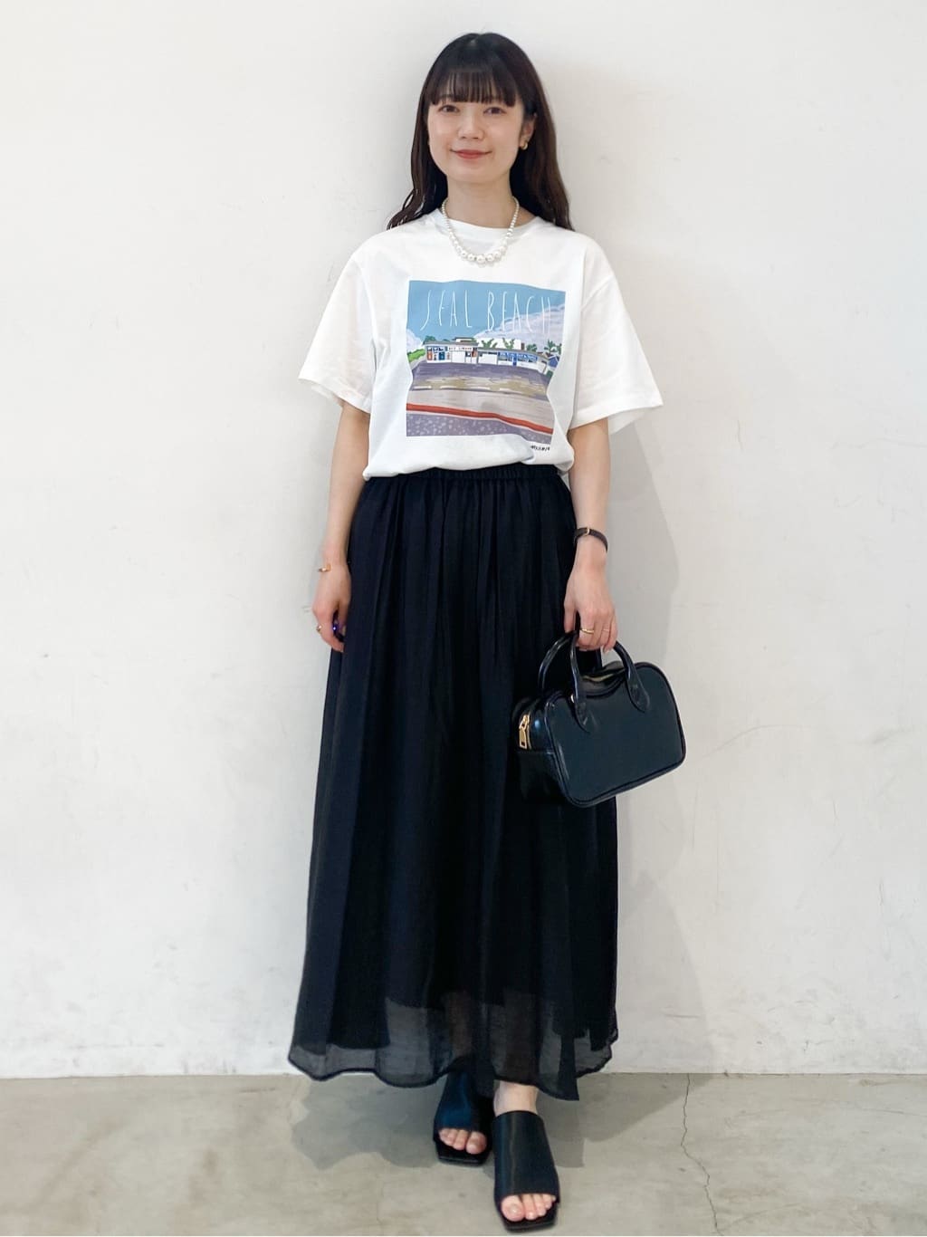 haruさんの「OPAQUE.CLIP｜風景イラストプリントTシャツ」を使ったコーディネート
