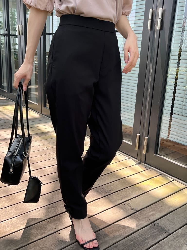 はばさんの「Couture brooch｜【らくちん・キレイ見え】リボンハイパーストレッチパンツ」を使ったコーディネート
