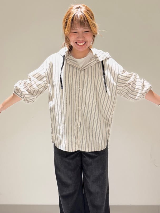 Liriさんの「Dessin｜【選べる首元デザイン/洗える】クルーネックロングTシャツ」を使ったコーディネート