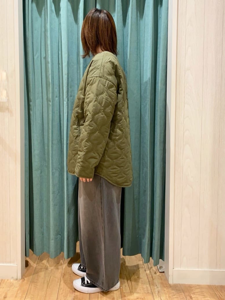 yuuさんの「SHOO･LA･RUE｜グラフィックアソート ベーシックロンT」を使ったコーディネート