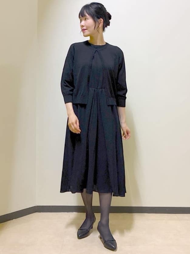  beni_gingerさんの「Reflect｜【吸水速乾／防しわ】シルキープリーツワンピース」を使ったコーディネート