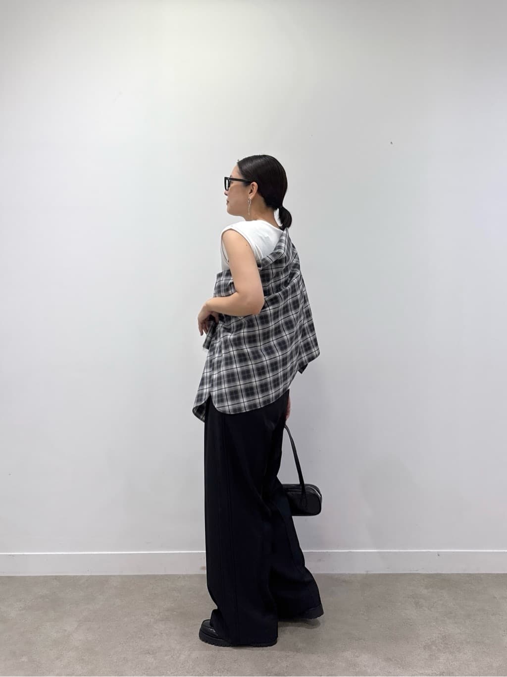 ayanoさんの「INDIVI｜キャミセットカットソー」を使ったコーディネート