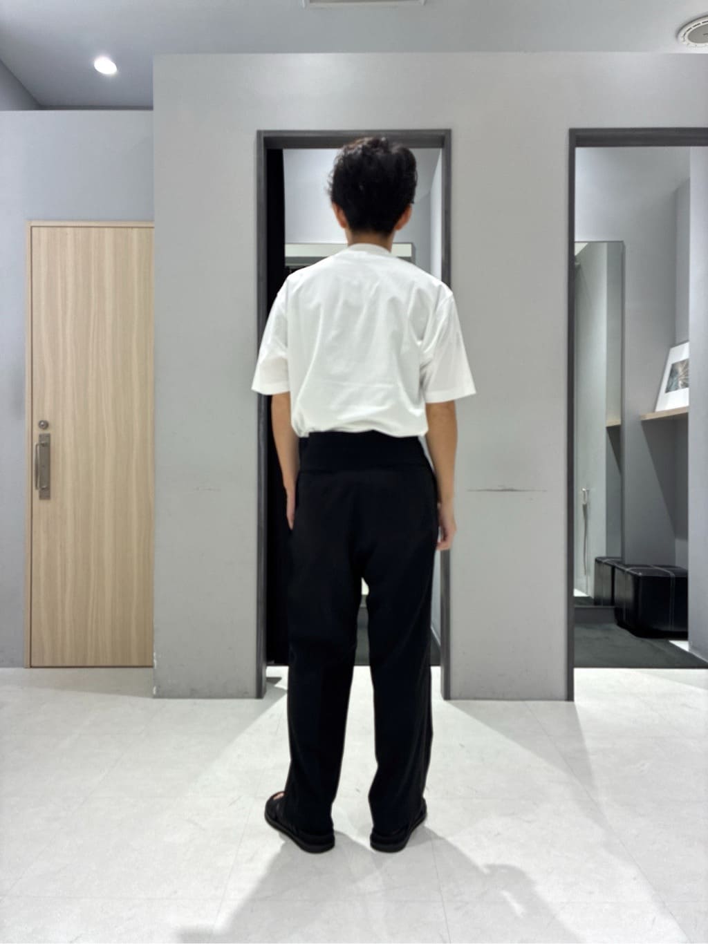 わいずみさんの「TAKEO KIKUCHI｜【COOL CITY WEAR】エアートール オープンカラーシャツ /接触冷感・通気性」を使ったコーディネート