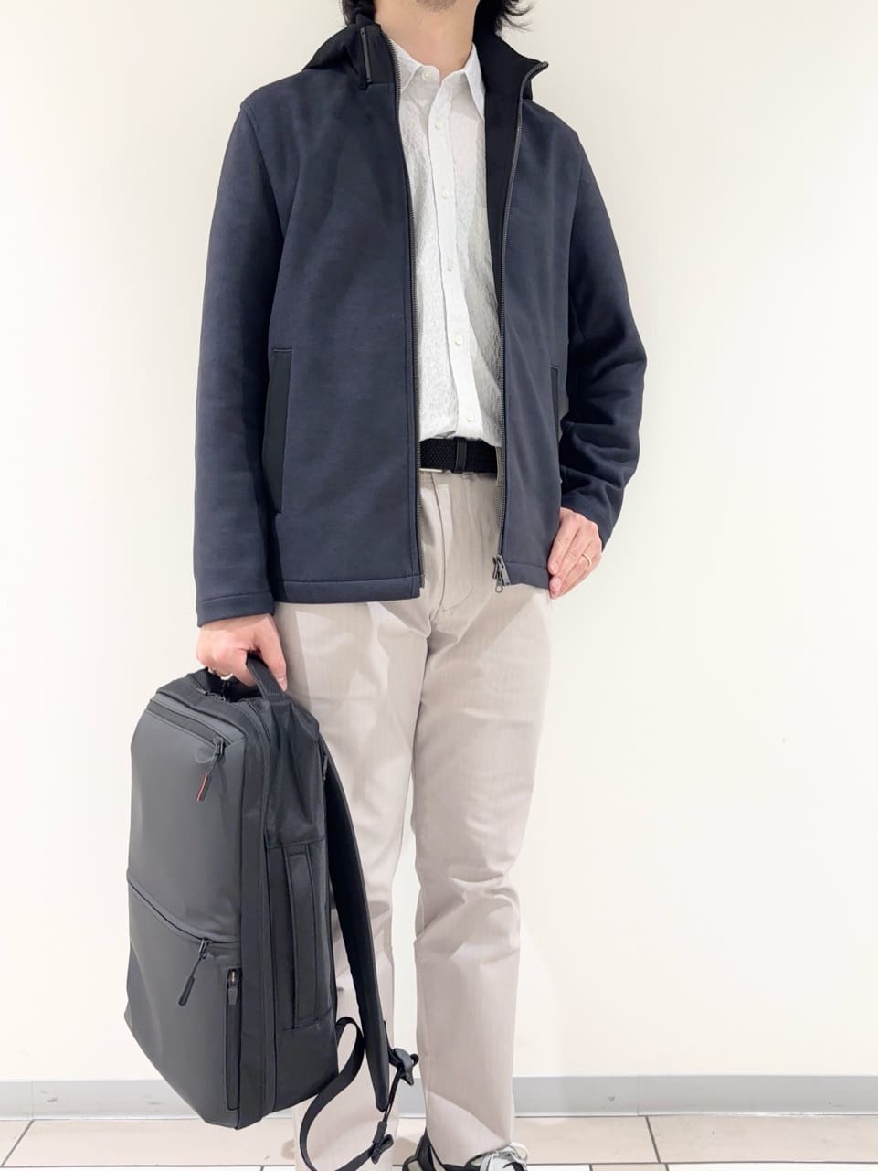 及川さんの「TAKEO KIKUCHI｜【JUST ONE LAYER】ダウンファブリック ジップアップ フード ブルゾン」を使ったコーディネート