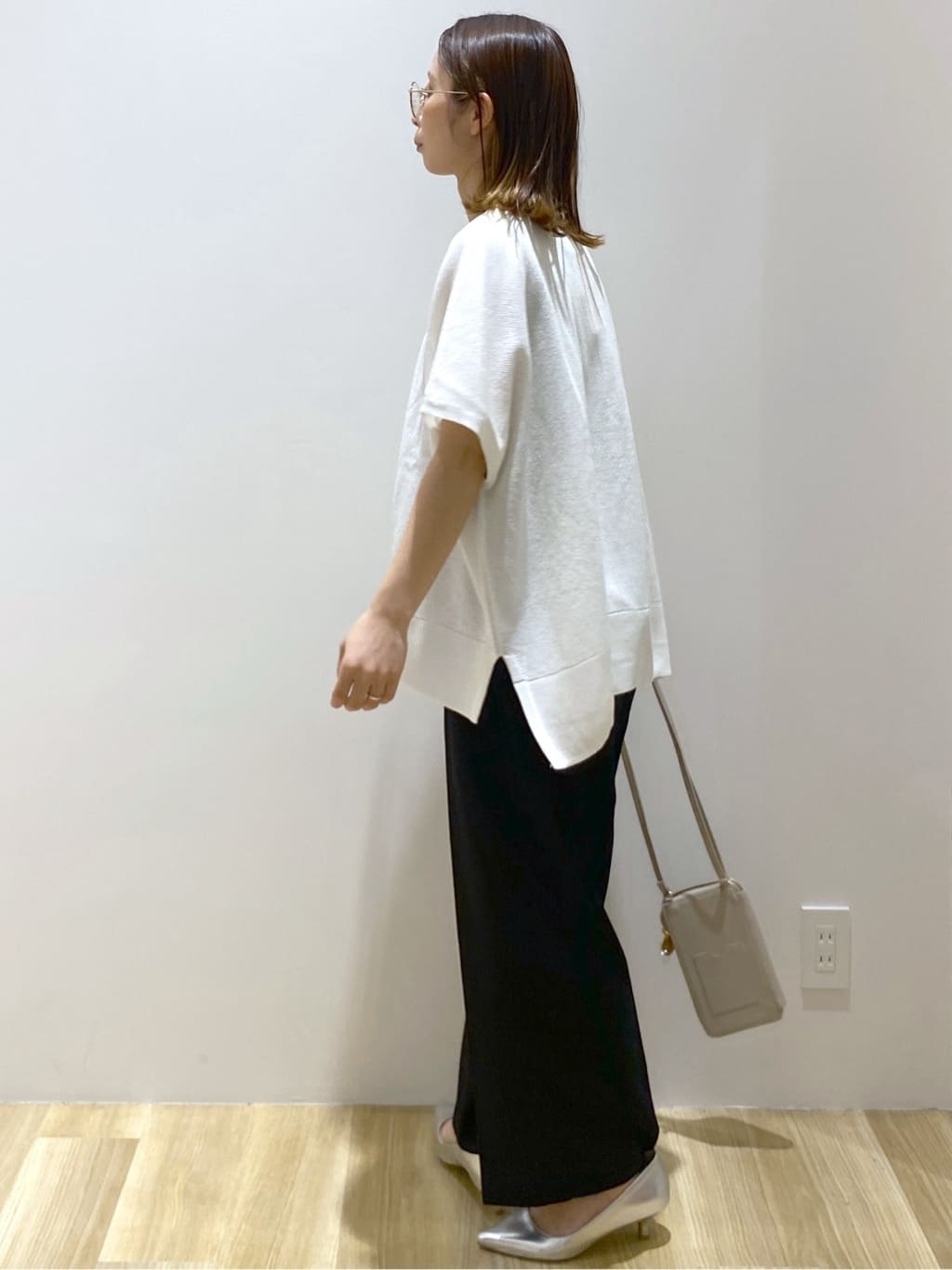 えりさんの「OPAQUE.CLIP｜美脚イージーワイドパンツ【防シワ／洗濯機洗い可／抗ピル／ストレッチ】《丈が選べる／SS-LLサイズ／」を使ったコーディネート