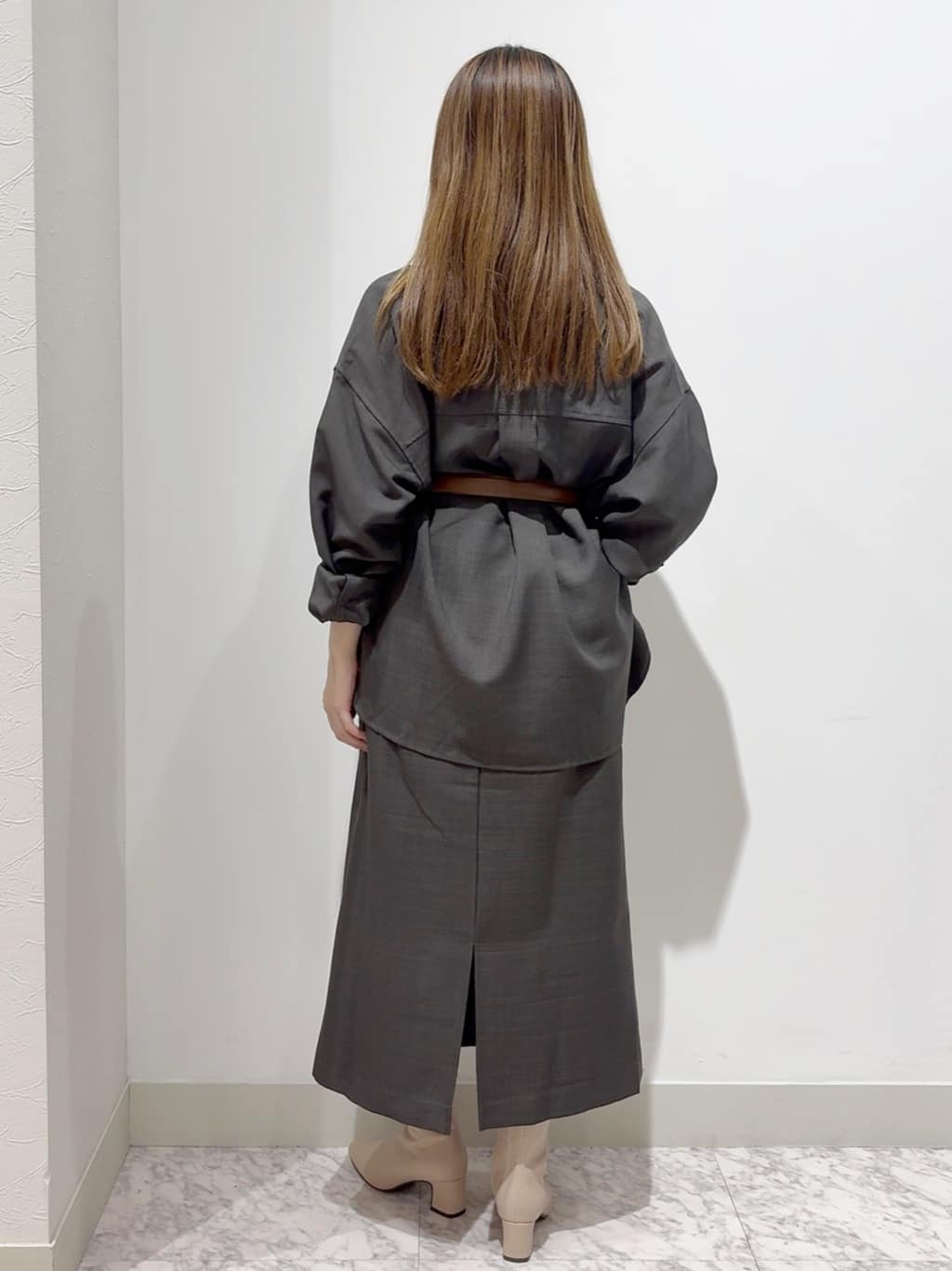 しかっちさんの「grove｜【カセット服/選べる着丈】洗濯機で洗えるオーバーシャツ」を使ったコーディネート