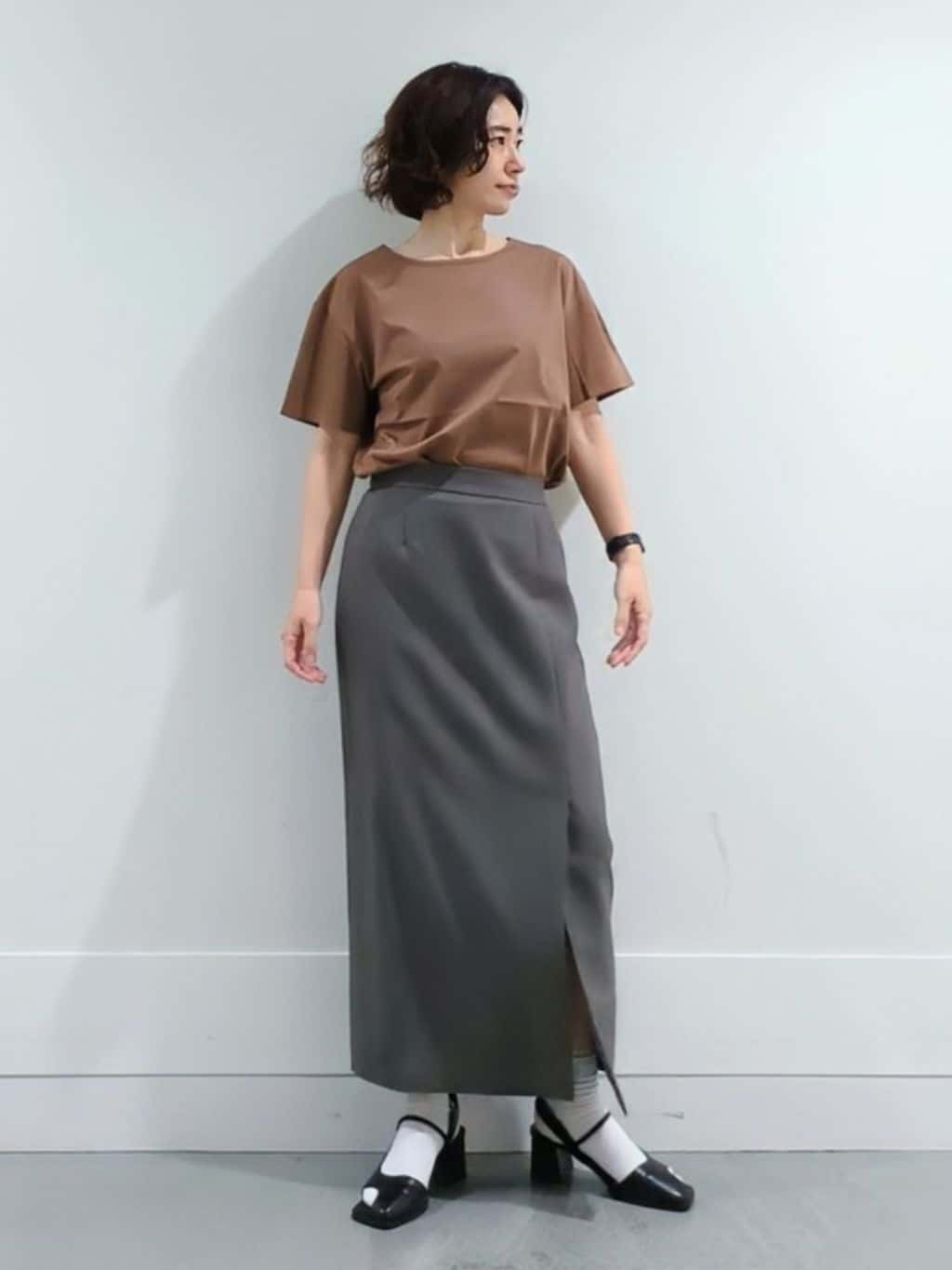 ミズタさんの「UNTITLED｜【接触冷感／コットン100／洗える／Tシャツ】半袖天竺プルオーバー」を使ったコーディネート