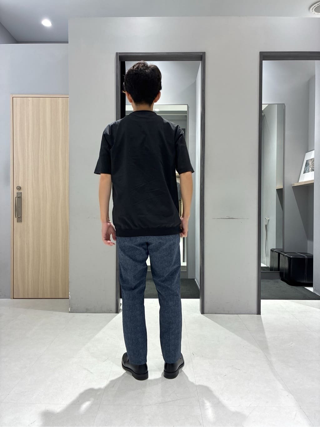 わいずみさんの「TAKEO KIKUCHI｜【抗菌防臭／5サイズ展開】ハイゲージポンチ Tシャツ」を使ったコーディネート