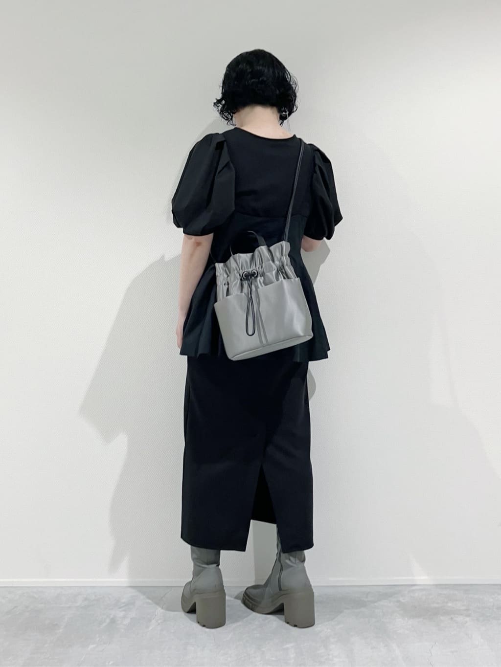 Cさんの「HIROKO HAYASHI｜LUINI SATINE（ルイーニ サティーネ）ショルダーバッグ」を使ったコーディネート