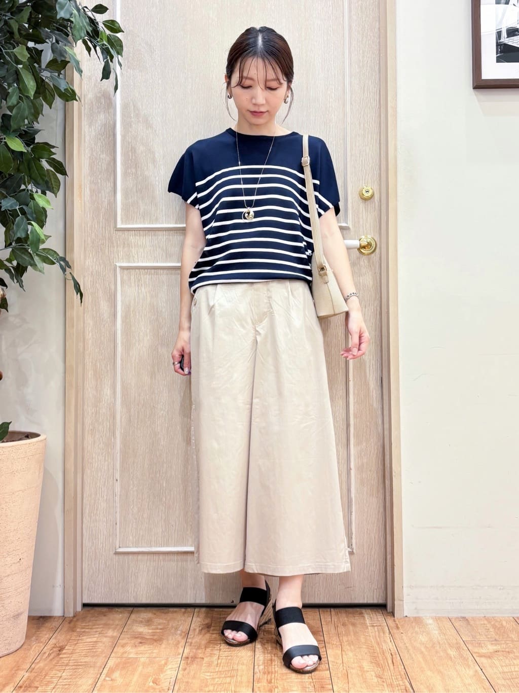 なみさんの「SHOO･LA･RUE｜【ひんやり/S-LL】さらさらな肌触りが心地よい フレンチスリーブニット」を使ったコーディネート