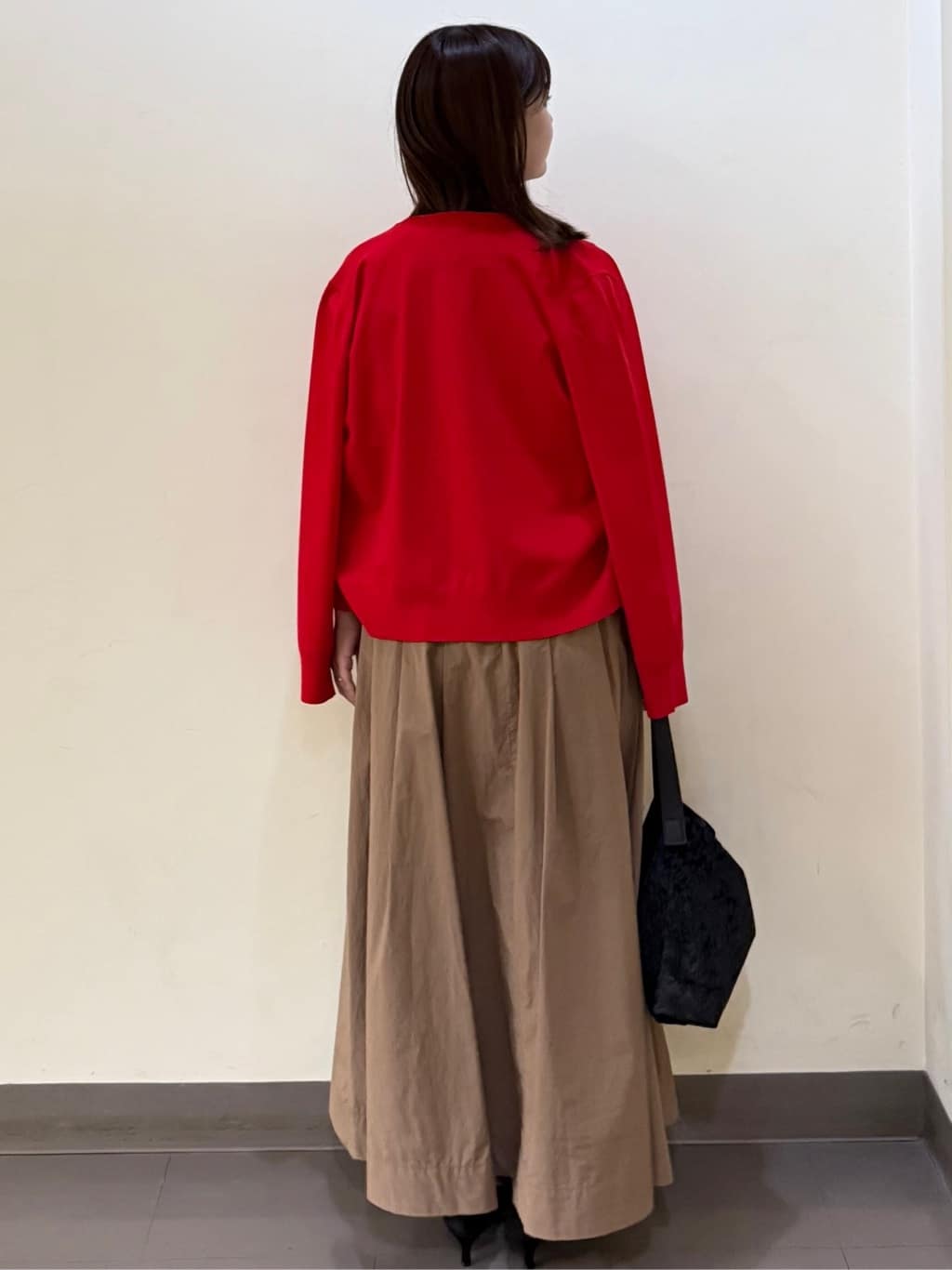 いくみさんの「UNTITLED｜【アンサンブル可/薄手/洗える】5分袖クルーニット」を使ったコーディネート