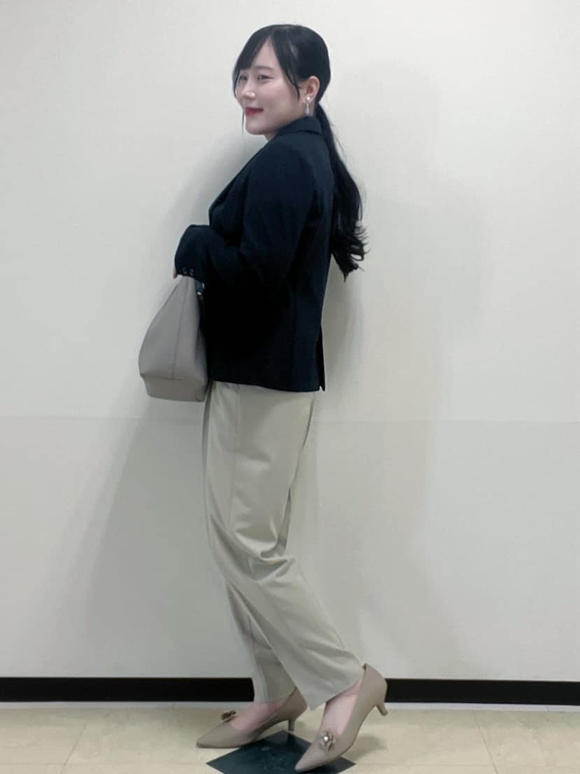 Hitomiさんの「index｜《5色展開／XS-LLサイズ》ストレッチテーラードジャケット／セットアップ対応【イージーアイロン】」を使ったコーディネート