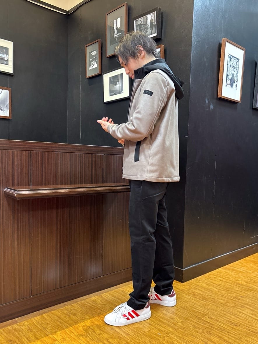 KEIさんの「TAKEO KIKUCHI｜【JUST ONE LAYER】ダウンファブリック ジップアップ フード ブルゾン」を使ったコーディネート