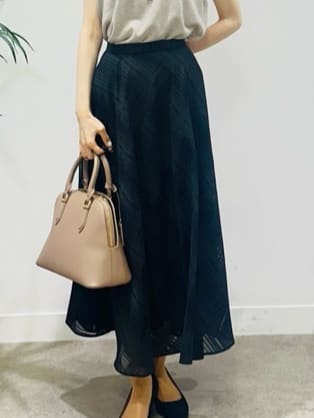 Miwaさんの「UNTITLED｜【アンサンブル可/洗える】シアーノースリーブ プルオーバー」を使ったコーディネート