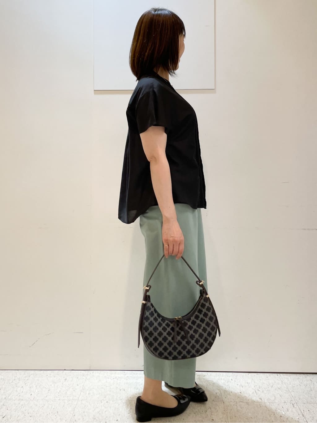 めいさんの「Reflect｜【お腹・腰周りすっきり見え◎】ストレッチワイドクロップドパンツ」を使ったコーディネート
