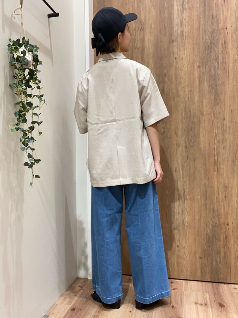 まなしぃさんの「grove｜軽やかに羽織れて、きちんと見え ハーフスリーブテーラードジャケット」を使ったコーディネート