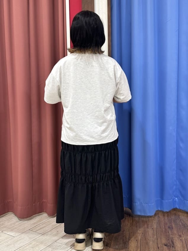Meeさんの「SHOO･LA･RUE｜◆【高レビュー】スポーティで上品 大人のためのテープスポサン」を使ったコーディネート