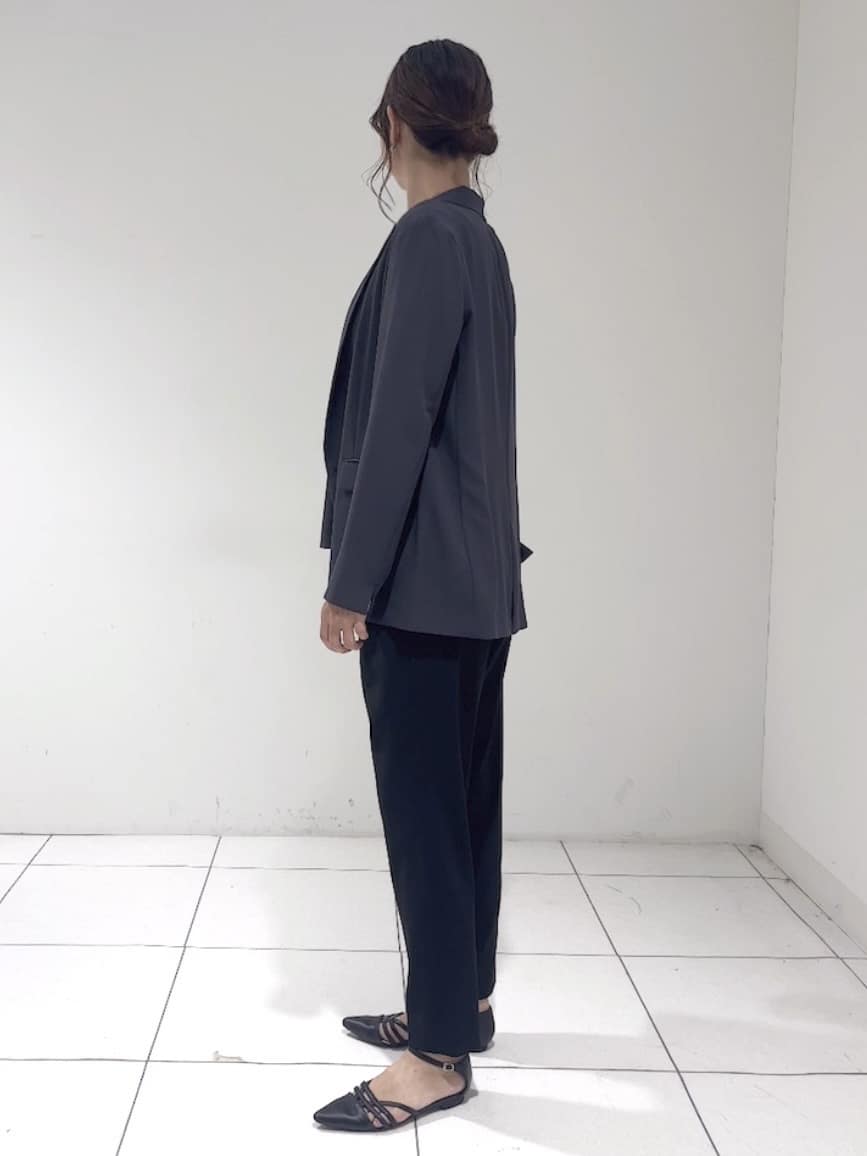 shioriさんの「INDIVI｜【軽く羽織れる！】ダブルジャケット」を使ったコーディネート