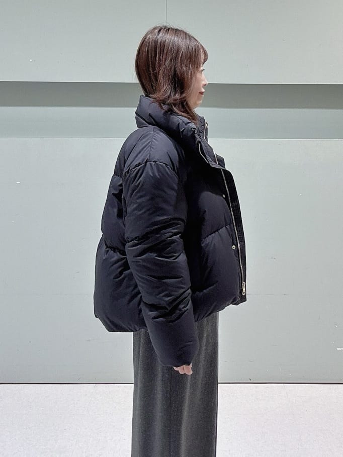 makiさんの「UNTITLED｜【トレンド/撥水機能/防寒】ショートダウンコート」を使ったコーディネート