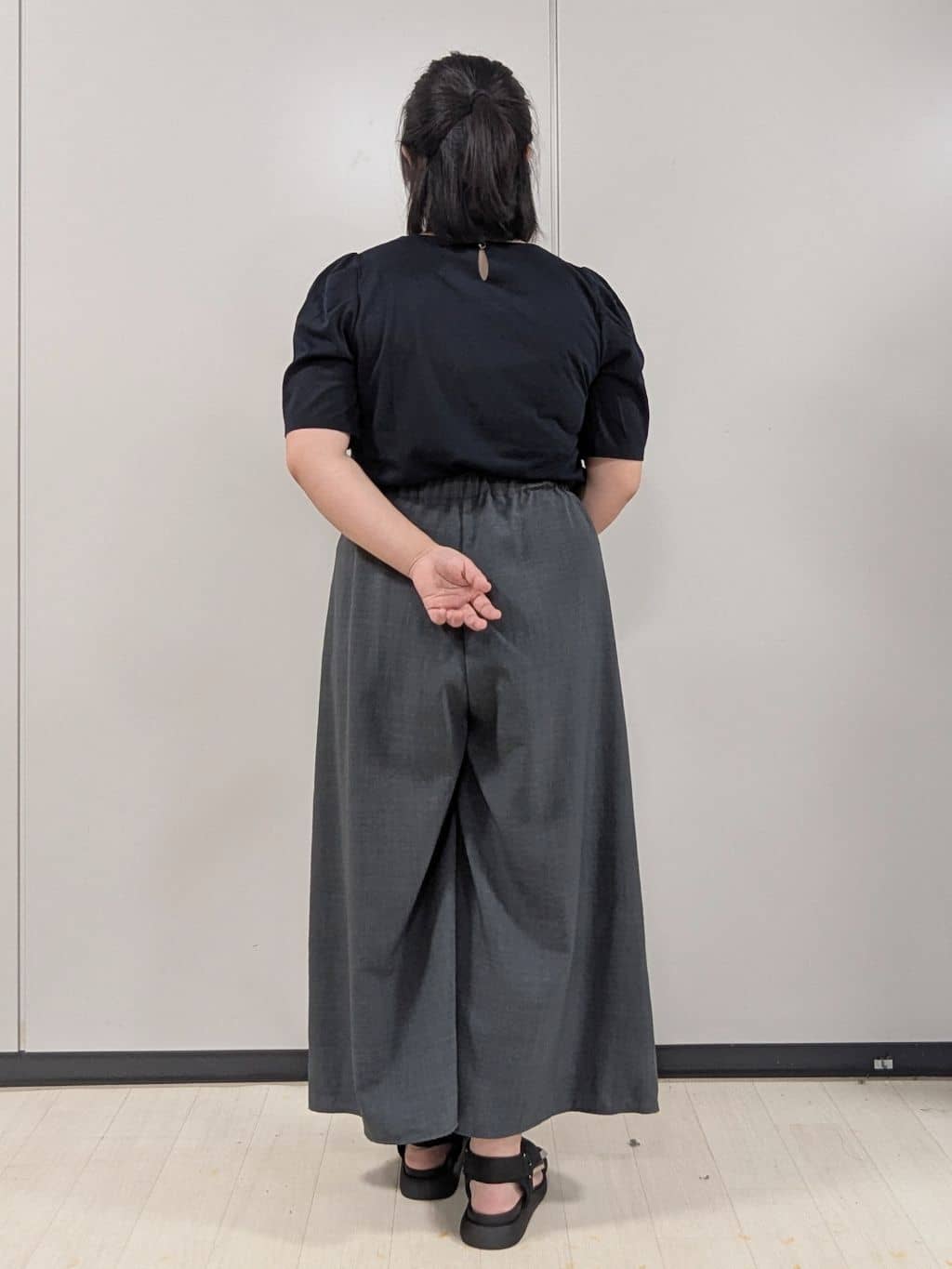 Nonさんの「index｜《7色展開／XS-LLサイズ》多機能タックスリーブトップス【汗ジミ防止／吸水速乾／接触冷感／UVケア」を使ったコーディネート
