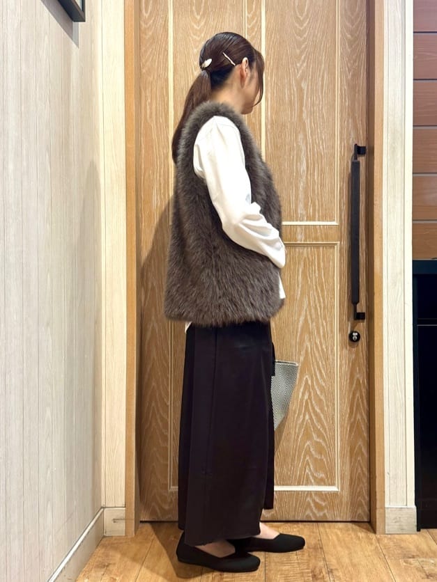KAORIさんの「SHOO･LA･RUE｜【洗濯機可/S-LL】周りと差がつく チェーンステッチロゴロンT」を使ったコーディネート