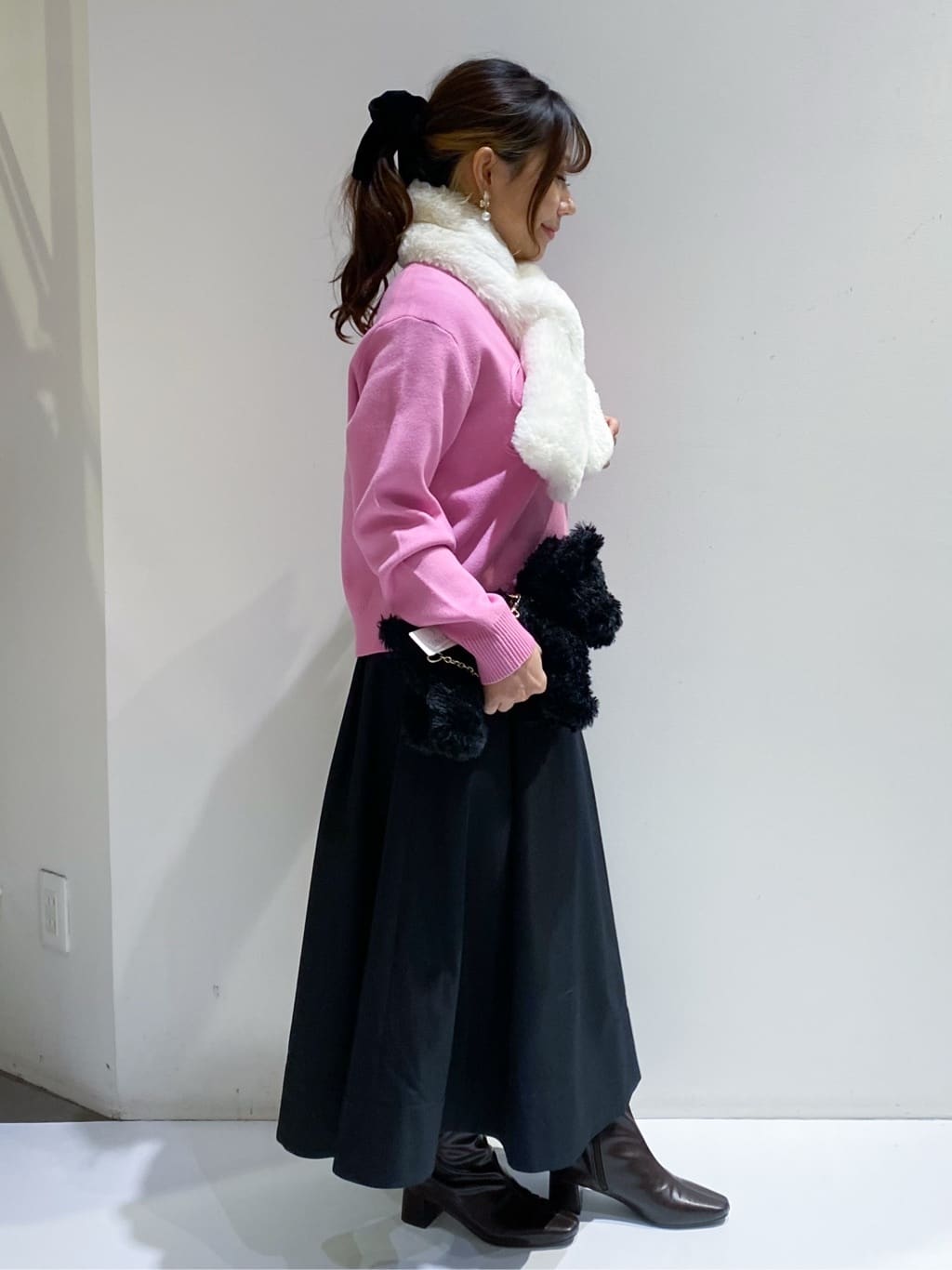 ちぃさんの「OPAQUE.CLIP｜チェーン刺繍ロゴニット【洗濯機OK】」を使ったコーディネート