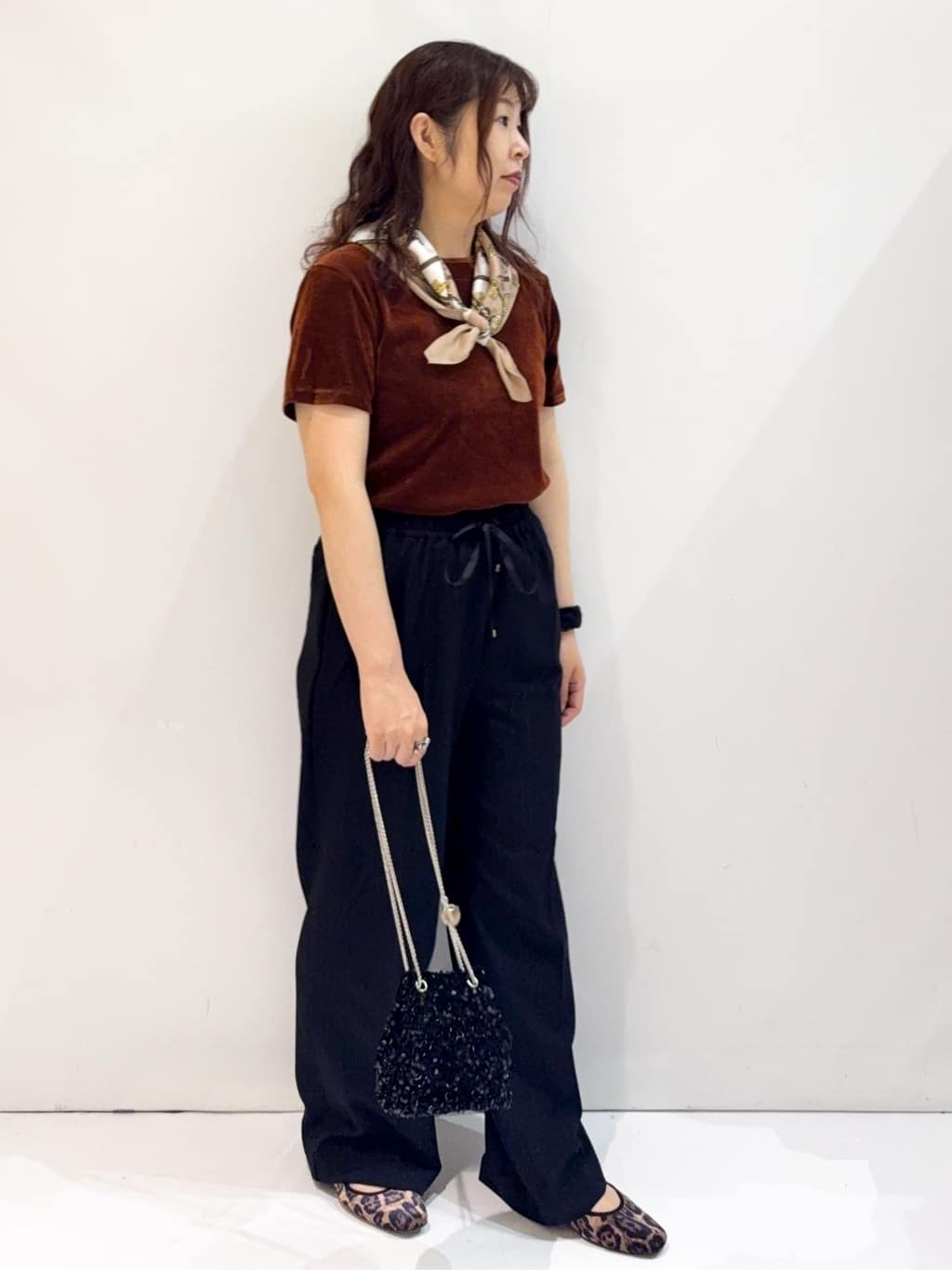 nakkoさんの「OPAQUE.CLIP｜フロッキーチュールTシャツ【洗濯機洗い可】」を使ったコーディネート