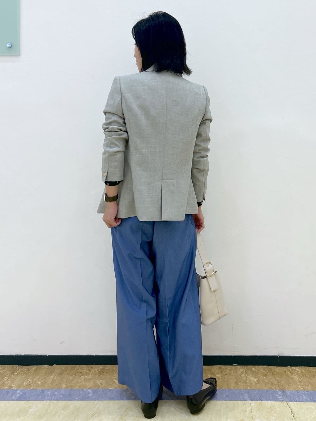 su.さんの「index｜アシンメトリーレイヤードボウタイブラウス【洗濯機OK／イージーアイロン／防シワ】《XS～3L》」を使ったコーディネート