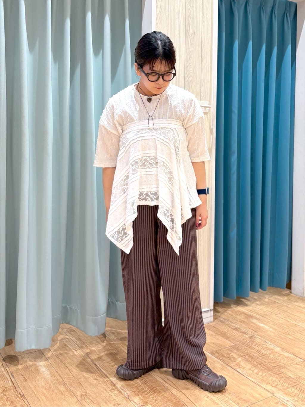 砂糖さんの「SHOO･LA･RUE｜【2WAY】スカートにもなる イレヘム レースビスチェ」を使ったコーディネート