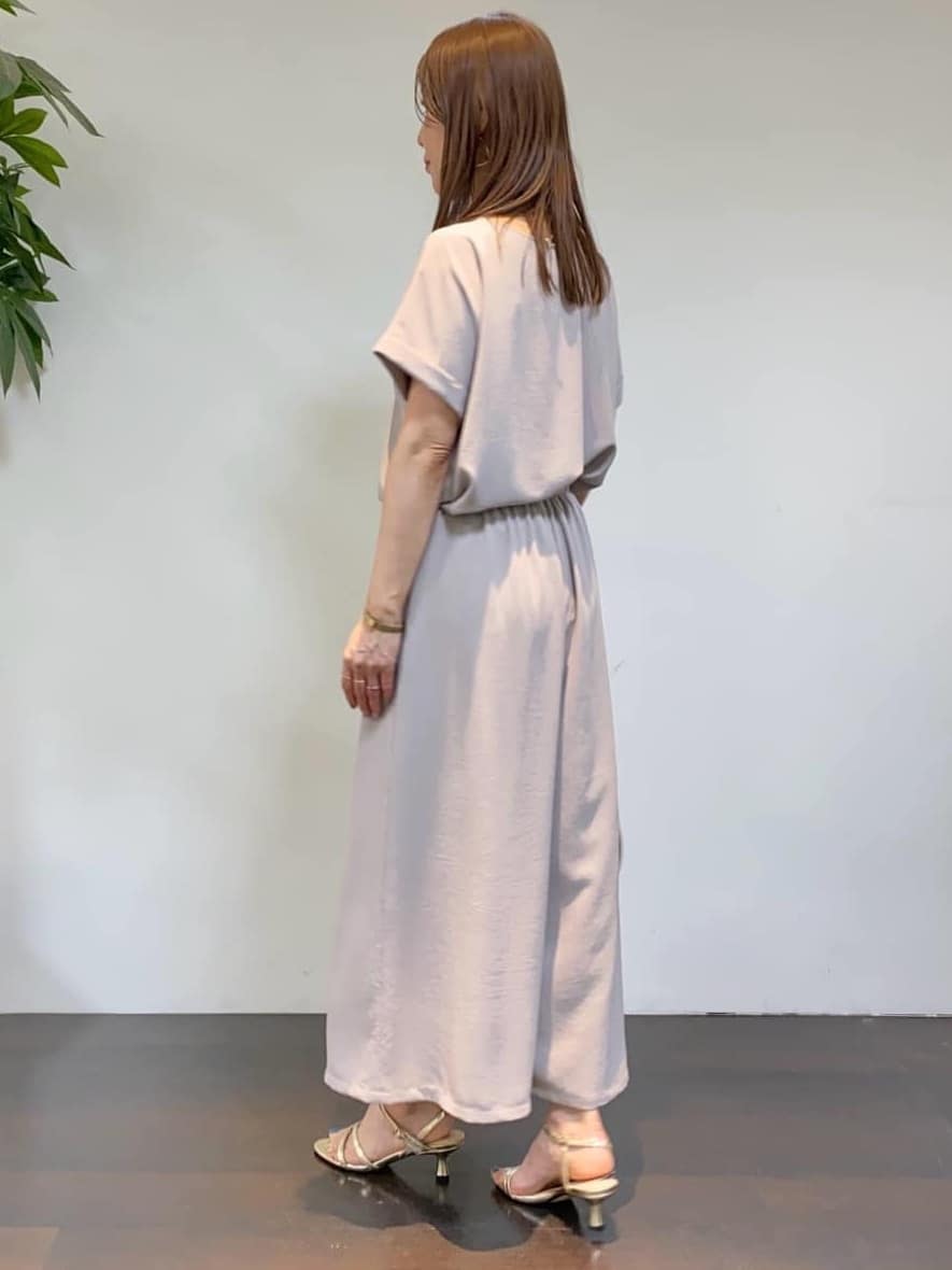 tomoさんの「UNTITLED｜マーブルドロップネックレス」を使ったコーディネート