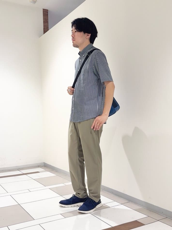 及川さんの「TAKEO KIKUCHI｜【COOL CITY WEAR】ストライプジャージ ボタンダウンシャツ /接触冷感」を使ったコーディネート
