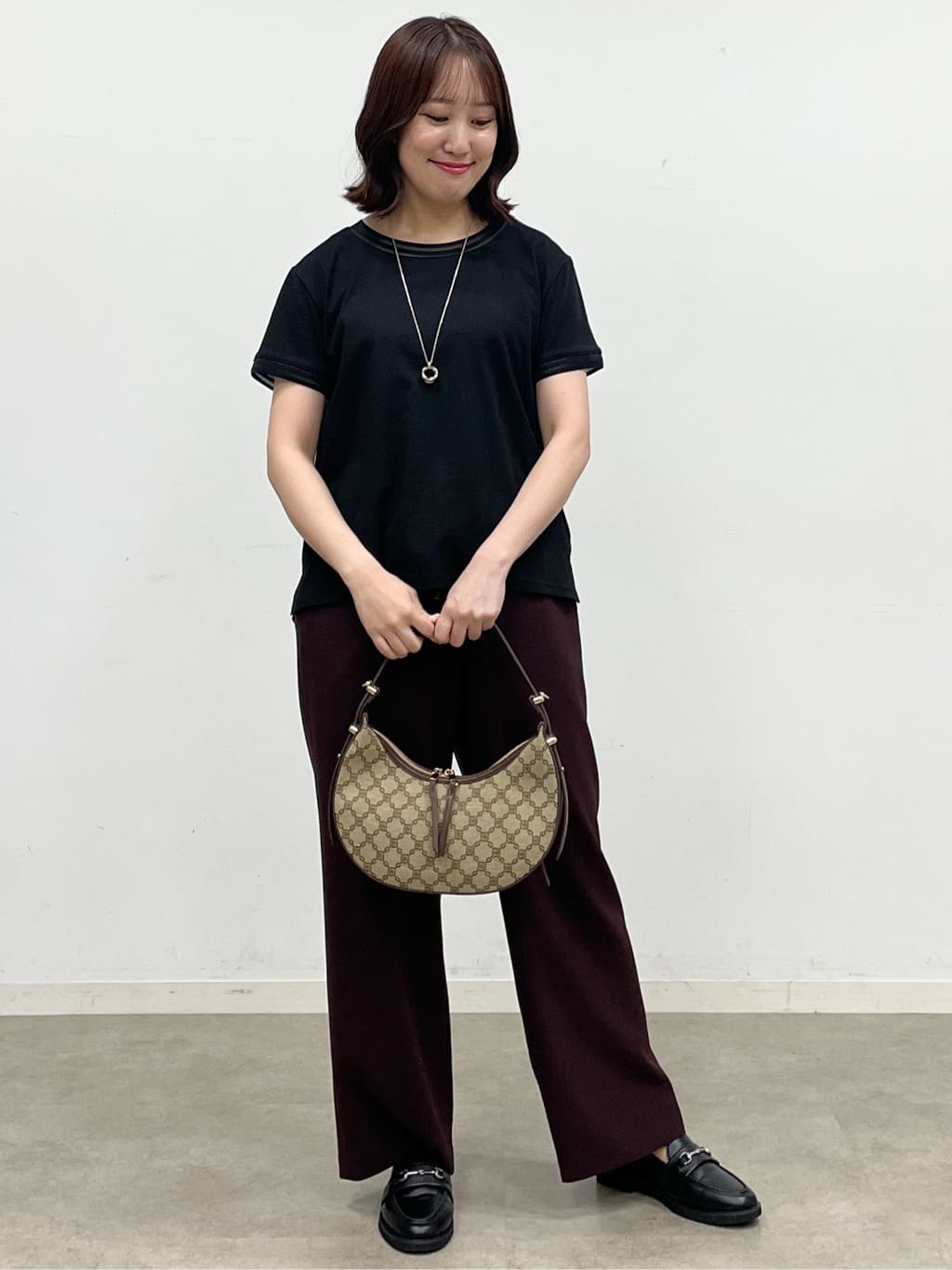 yukariさんの「Reflect｜ドライタッチニットベスト」を使ったコーディネート