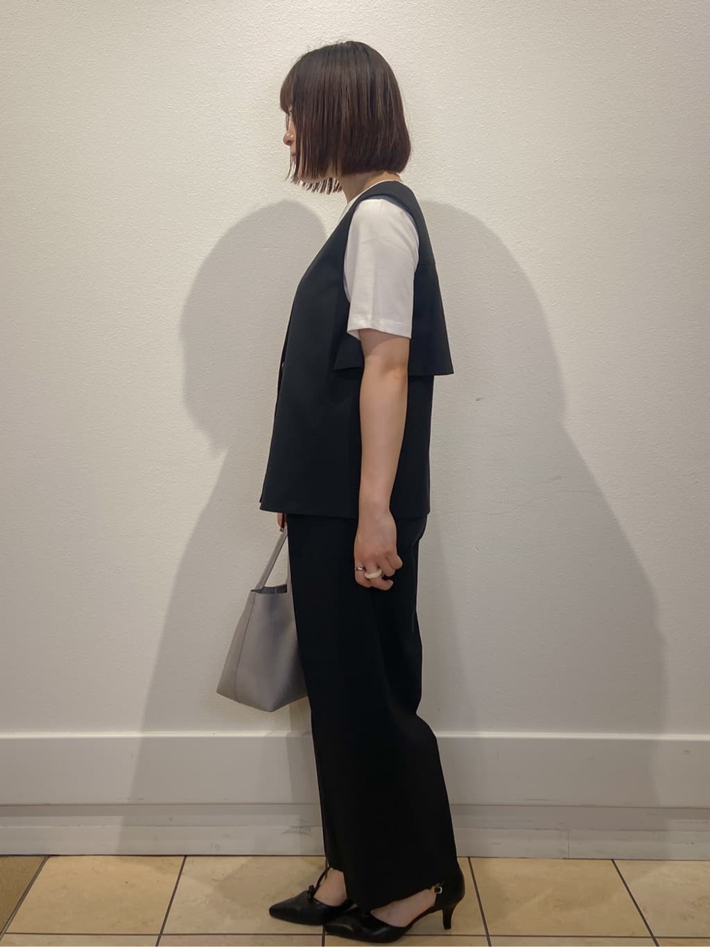 kimiさんの「index｜バックフリルデザインジレ／セットアップ可【洗濯機洗い可／接触冷感／吸水速乾／ストレッチ】」を使ったコーディネート