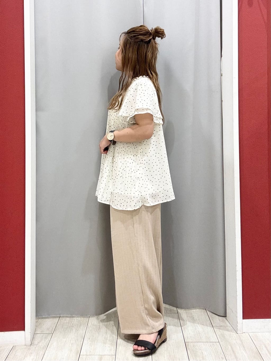 shioさんの「SHOO･LA･RUE｜【UV/さらさらタッチ】女性らしさ漂う 5分袖ボレロカーディガン」を使ったコーディネート