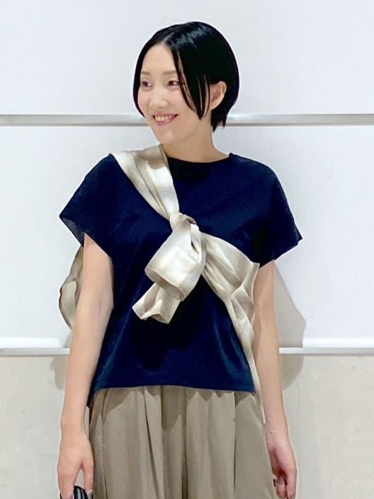 eriko さんの「Dessin｜【ウエストゴム/洗える】リラクシーナイロンパンツ」を使ったコーディネート