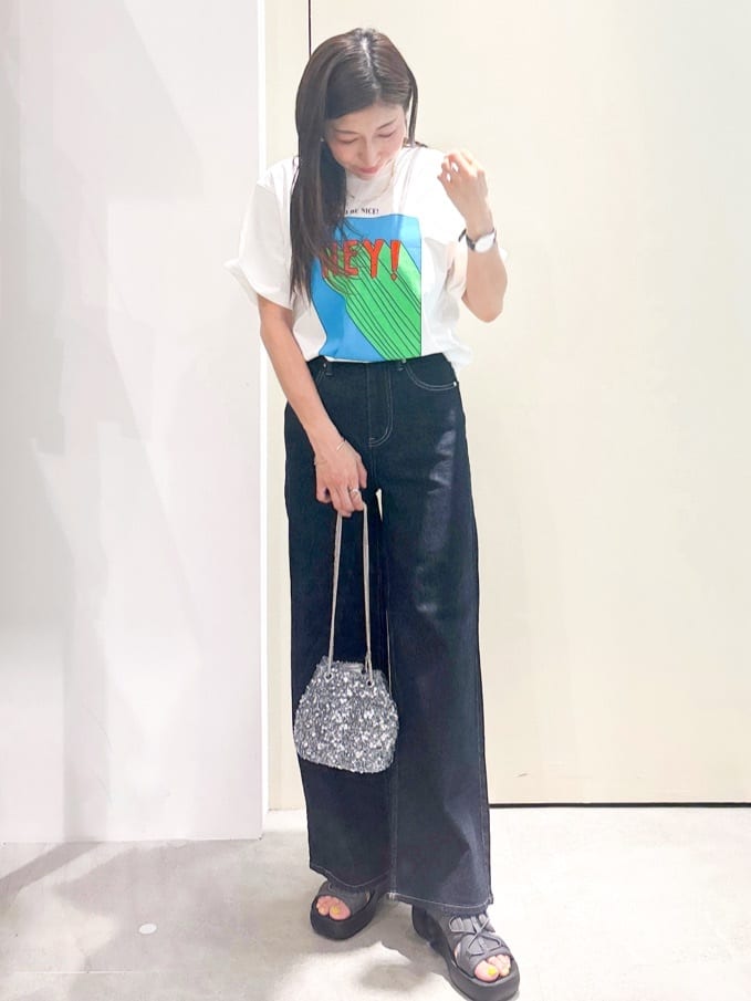 M. さんの「OPAQUE.CLIP｜【Pontre Studio／ポンレストゥディオ】別注グラフィックTシャツ」を使ったコーディネート
