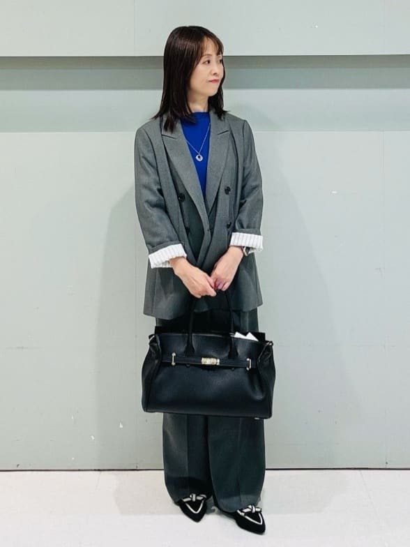 makiさんの「UNTITLED｜【アンサンブル可/洗える】シルクウールカシミヤ ドルマンスリーブニット」を使ったコーディネート