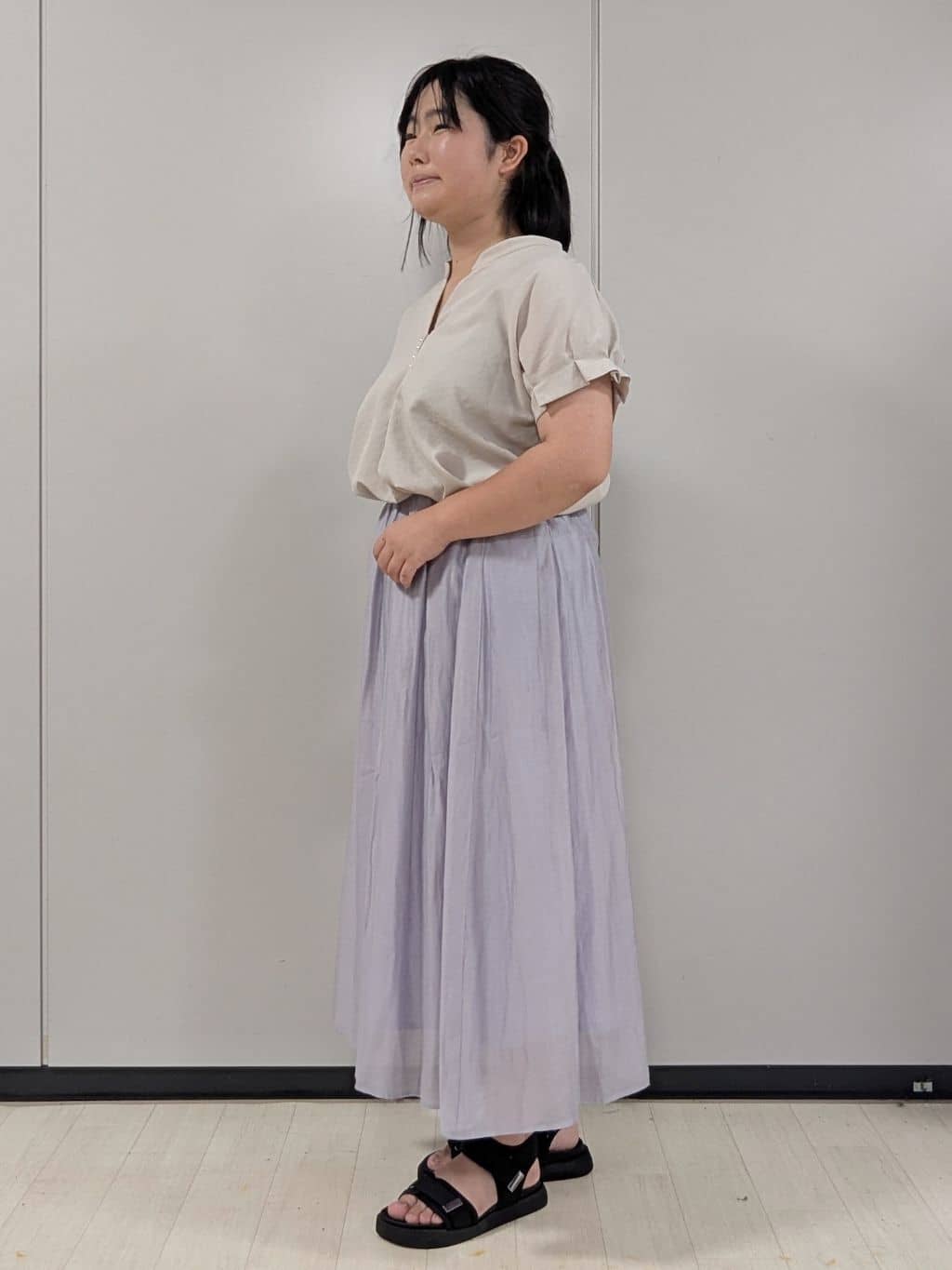 Nonさんの「index｜《7色展開／XS-LLサイズ》タックスリーブスキッパーブラウス【洗濯機洗い可／吸水速乾／抗ピル／防シ」を使ったコーディネート