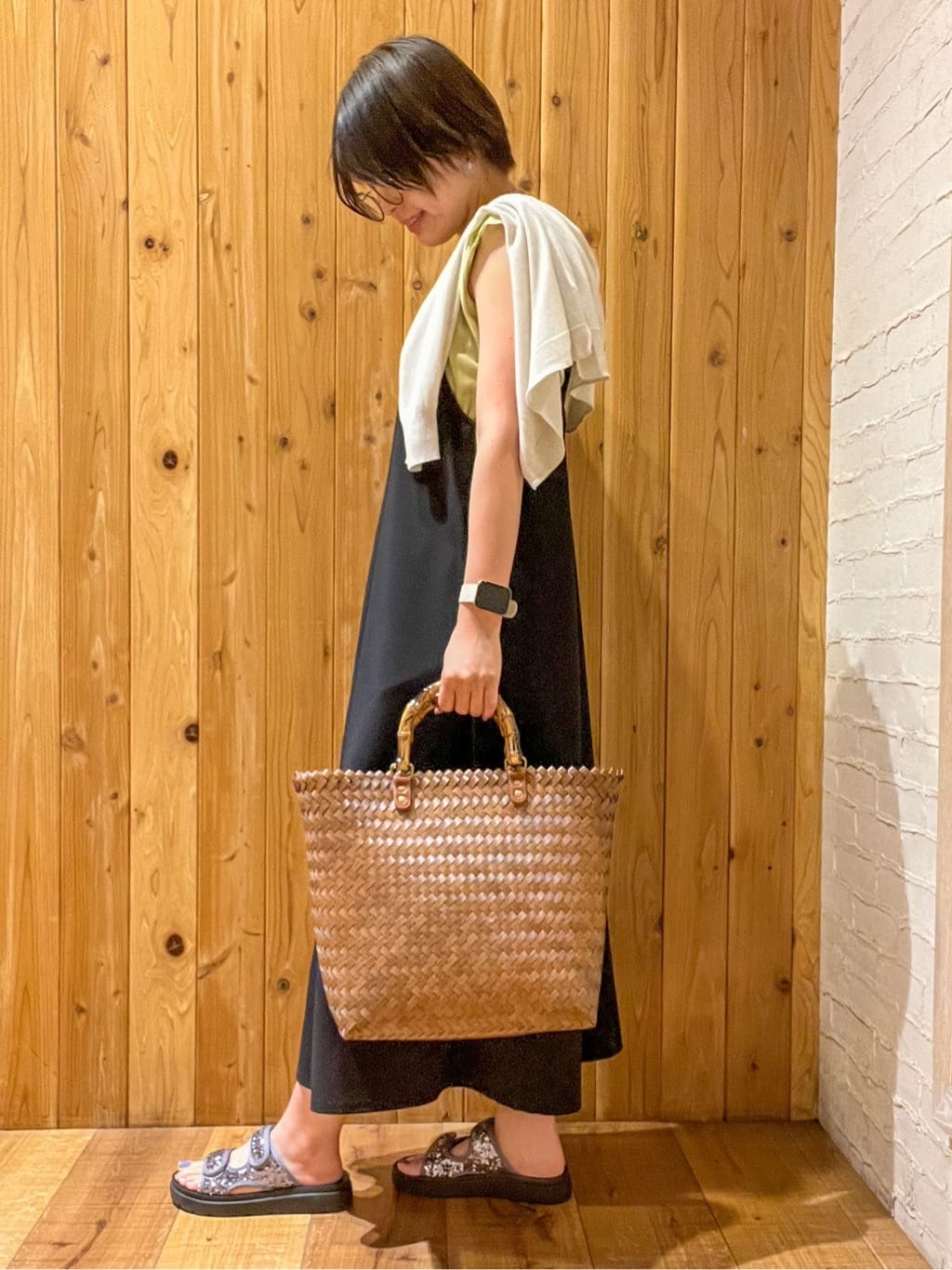 m.さんの「SHOO･LA･RUE｜◆雑材風メッシュトートバッグ」を使ったコーディネート