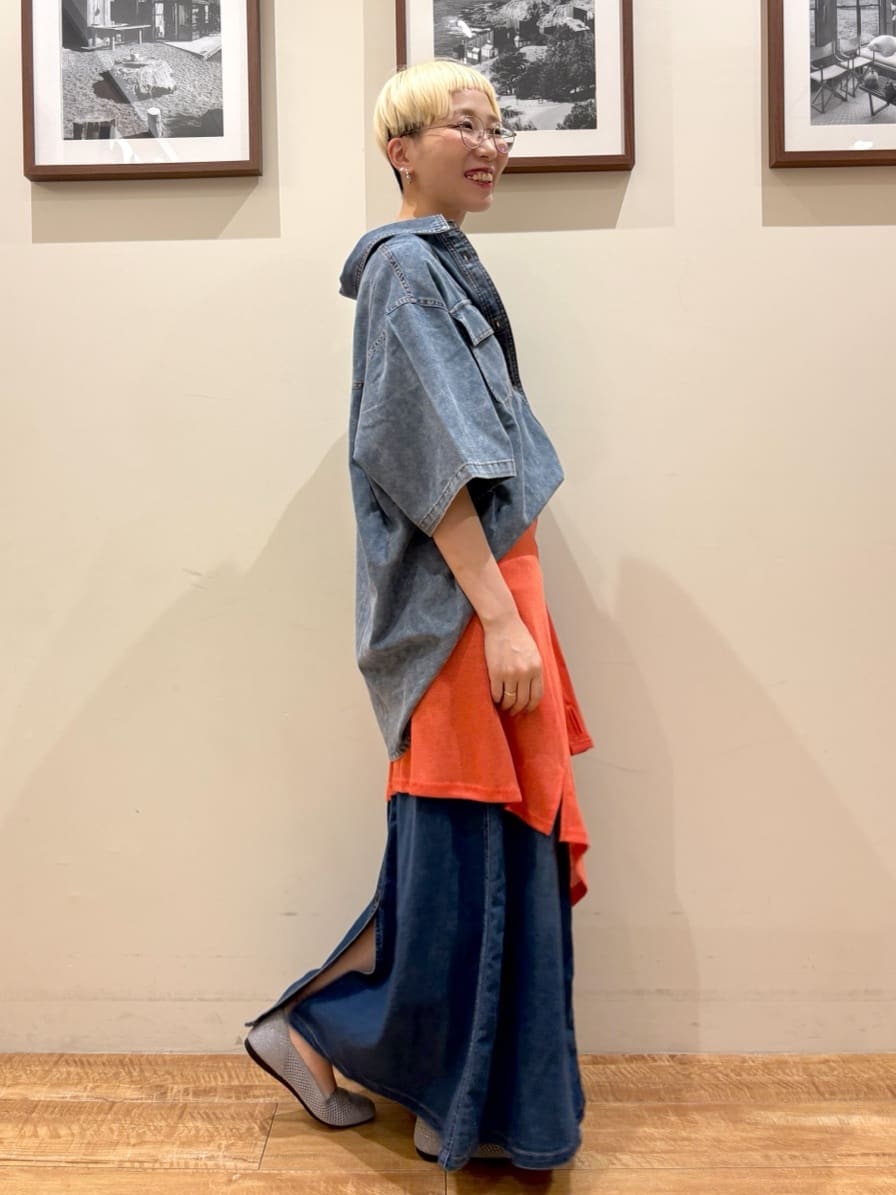 Ayumiさんの「SHOO･LA･RUE｜【S-LL/ひんやり/UV】手の甲まで隠れる トッパーカーディガン」を使ったコーディネート