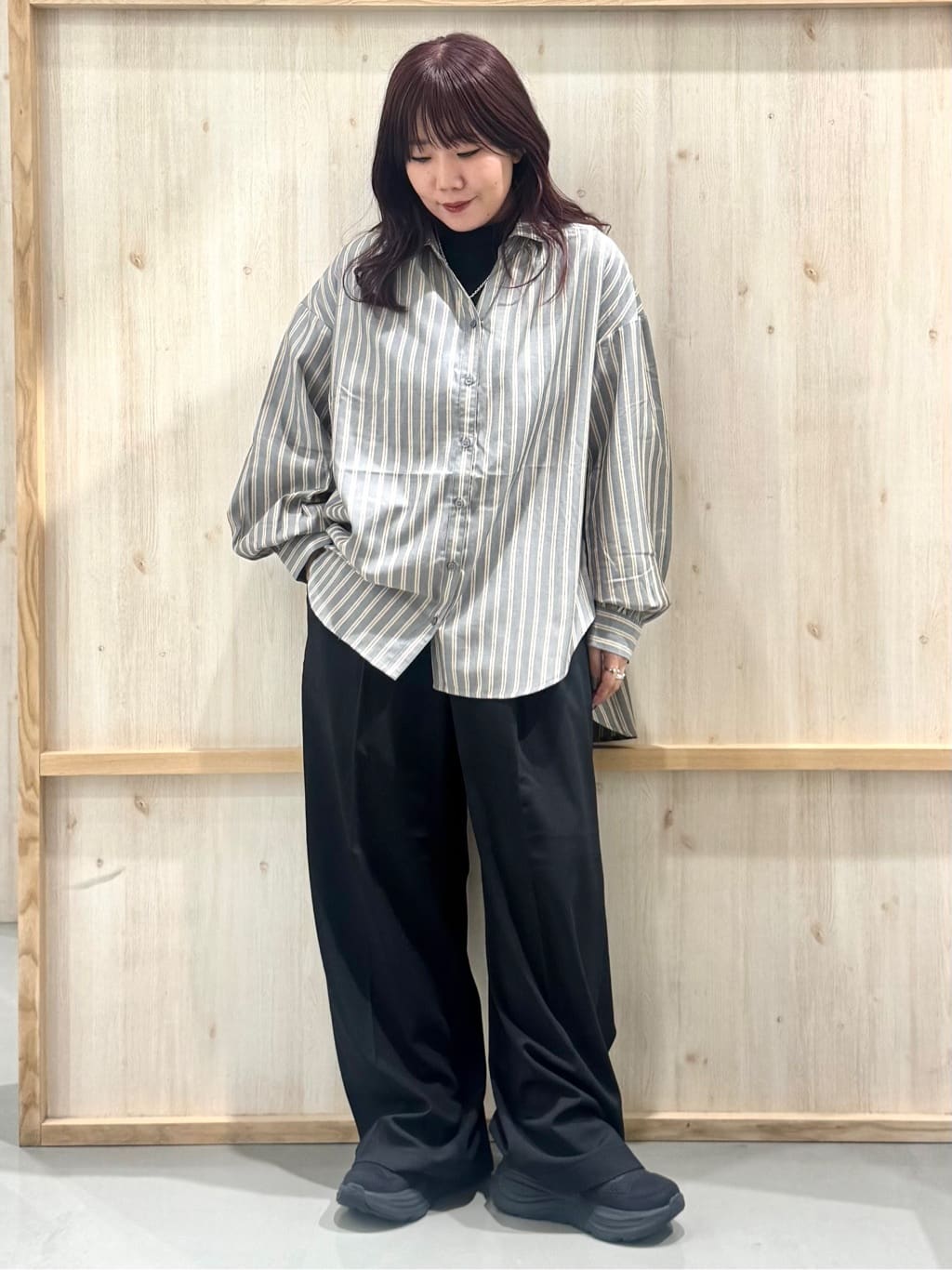 nanaさんの「THE SHOP TK｜フェイクファーベスト」を使ったコーディネート