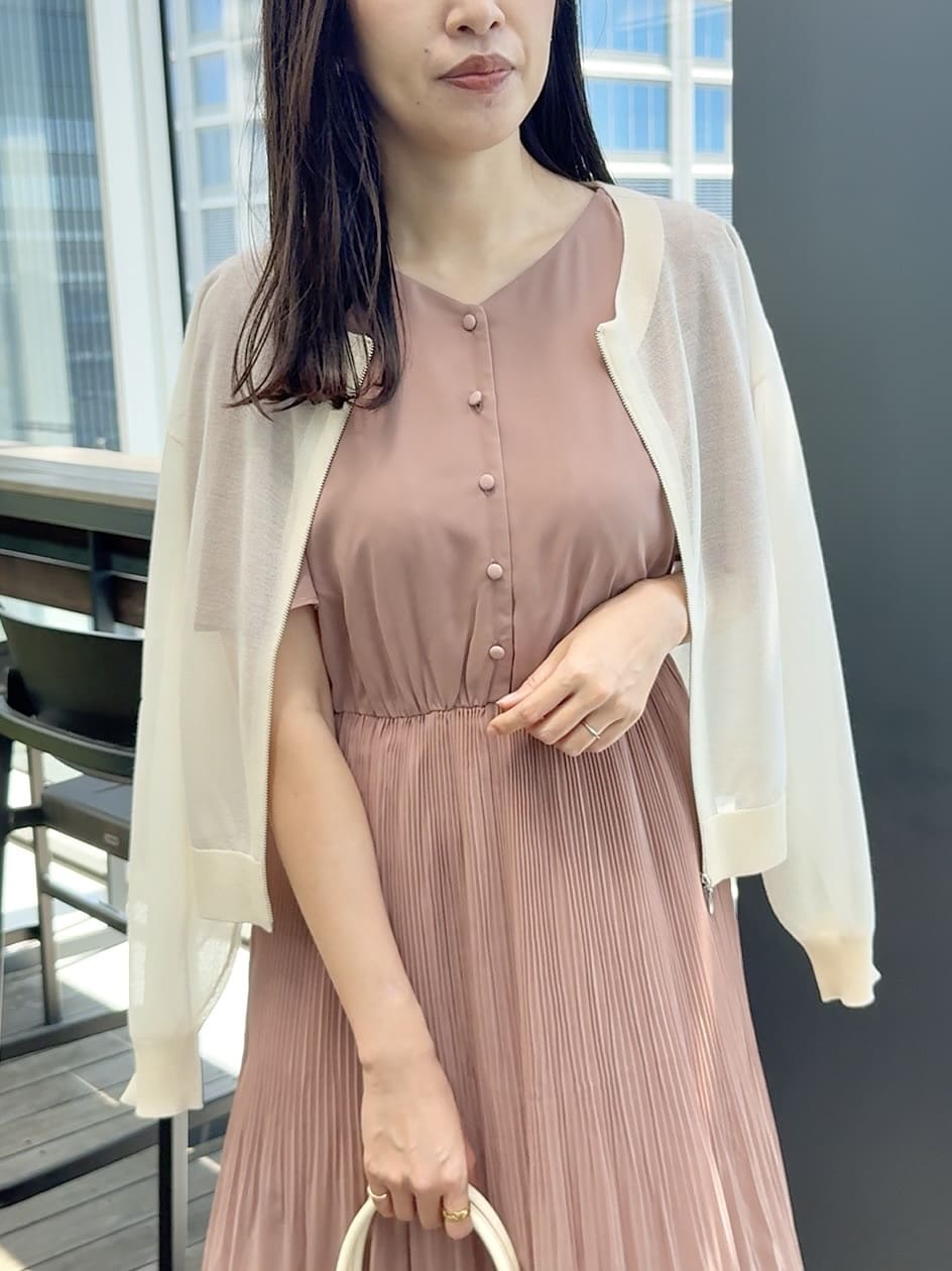 teiさんの「Couture brooch｜LEVITAシアージップアップブルゾン」を使ったコーディネート