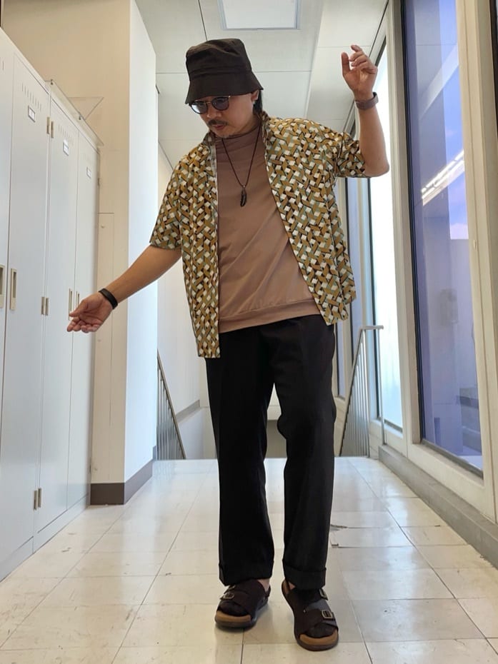 MAKOTO AIさんの「TAKEO KIKUCHI｜【COOL CITY WEAR】籠目アート柄 サッカーシャツ /通気性」を使ったコーディネート