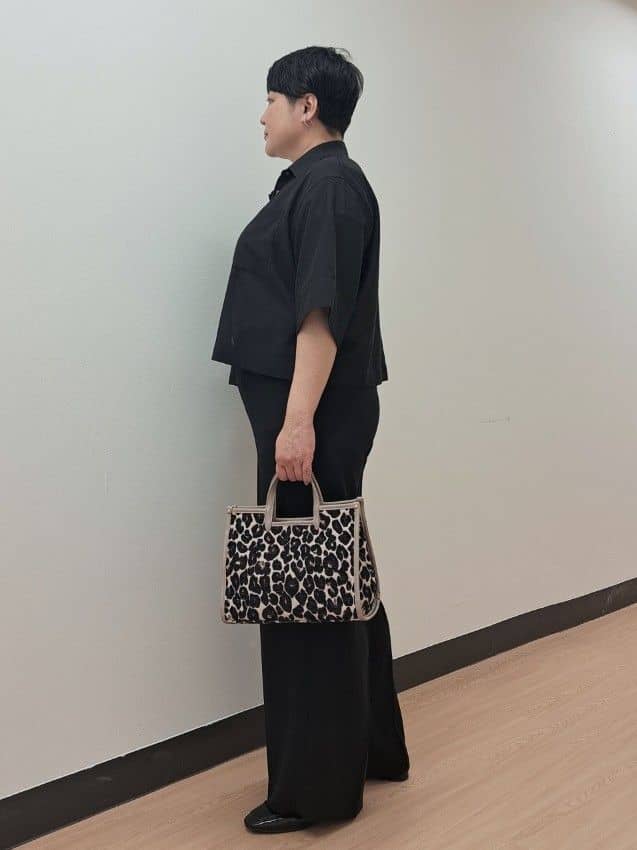 ますこさんの「UNTITLED｜【前開き/洗える】ショート丈シアーシャツ」を使ったコーディネート